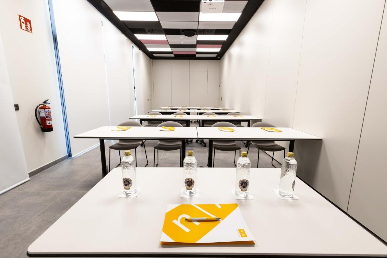 Villa Alojamiento Y Congresos - Villa Universitaria San Vicente Raspeig Eksteriør bilde
