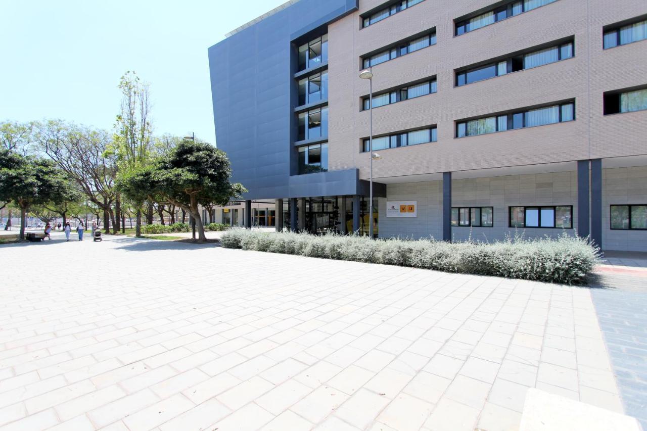 Villa Alojamiento Y Congresos - Villa Universitaria San Vicente Raspeig Eksteriør bilde